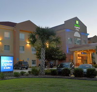 Holiday Inn Express Baton Rouge North - Accommodation Rooms