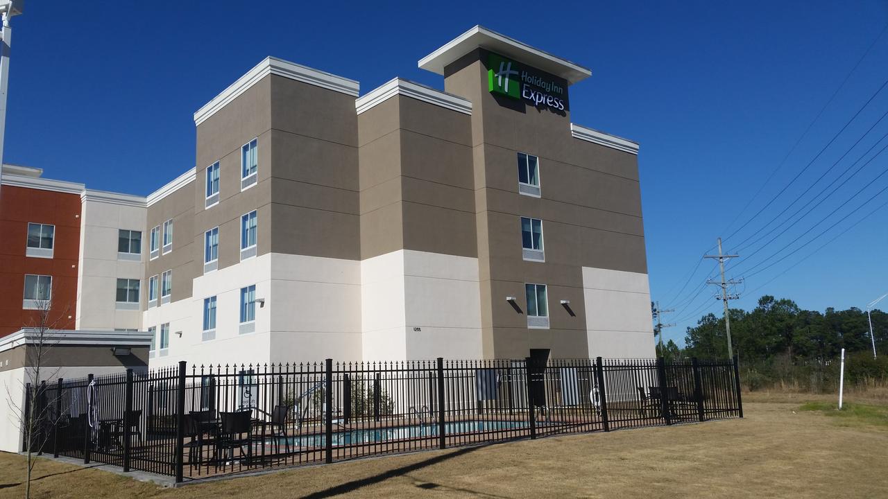 Holiday Inn Express Slidell - thumb 1