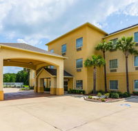 Comfort Inn  Suites Scott - Accommodation Rooms