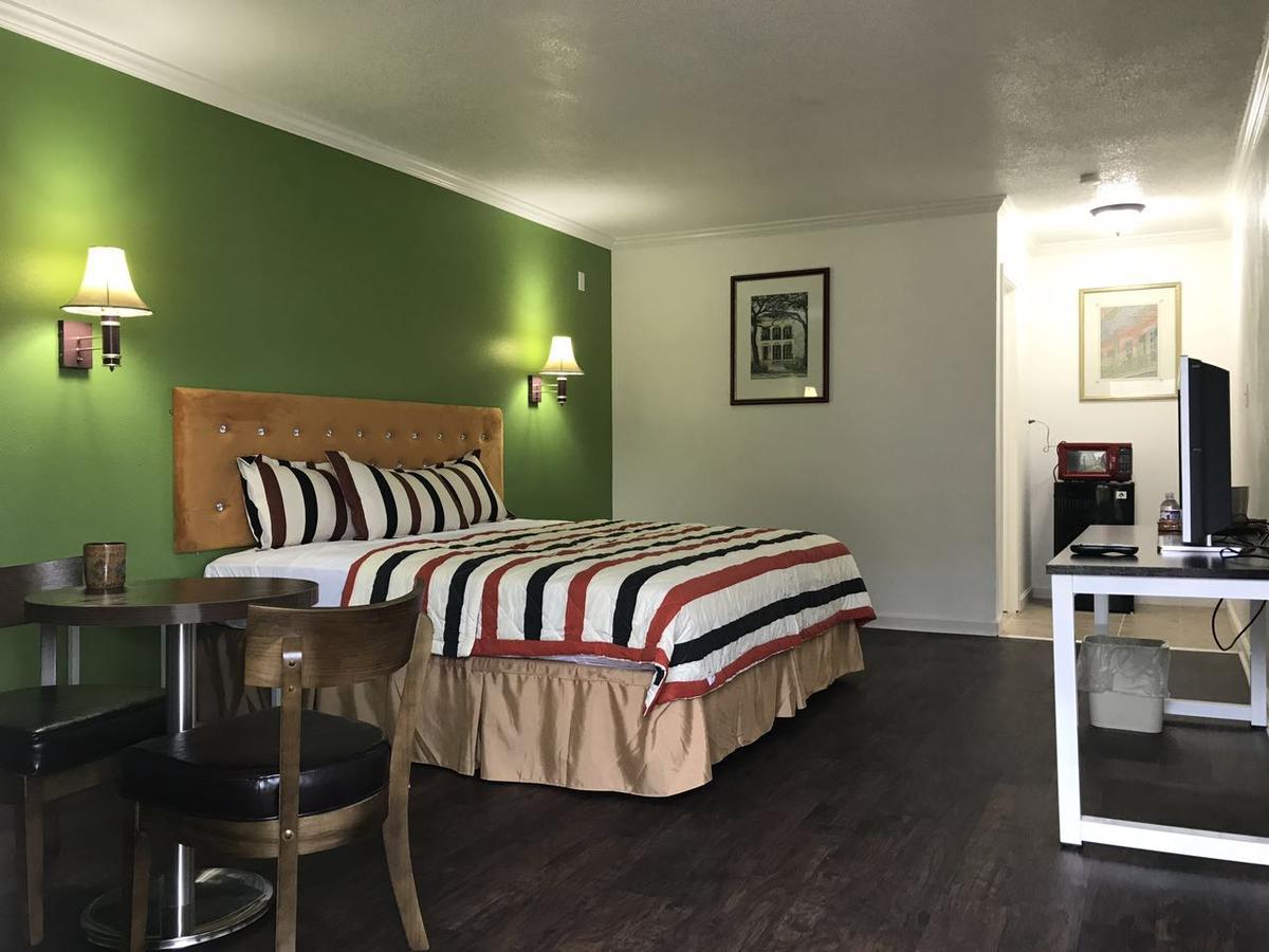 Olivia Inn - thumb 0