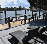 Sea Breeze - New Orleans Area Luxury Waterfront Home - Accommodation Rooms