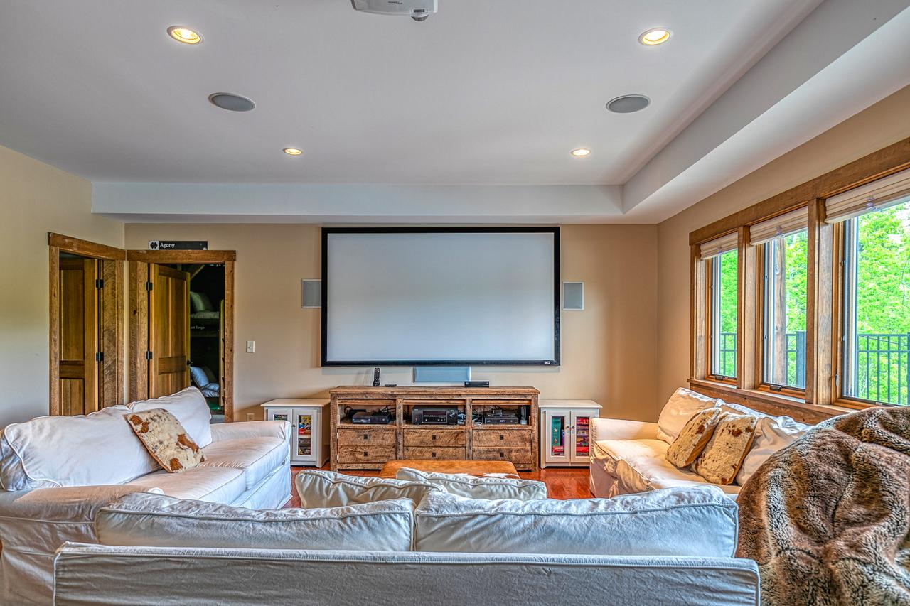 Mountain Estate Family Getaway - thumb 20