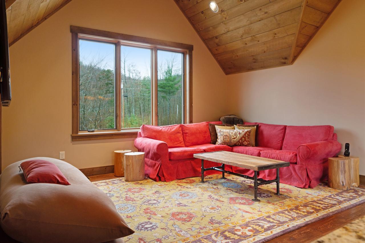 Mountain Estate Family Getaway - thumb 29