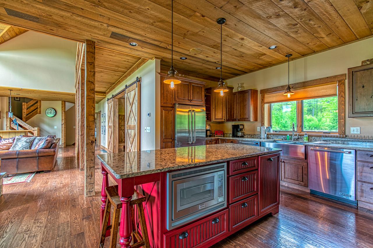 Mountain Estate Family Getaway - thumb 10