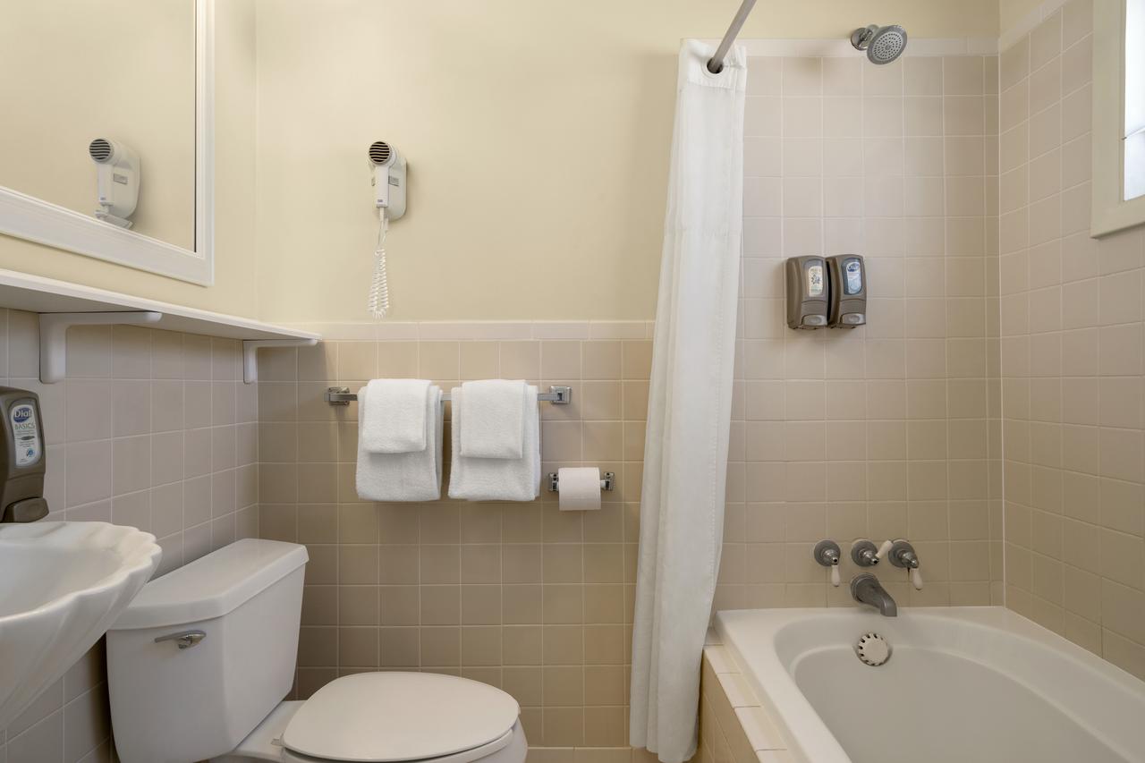 Plim Plaza Hotel - thumb 5