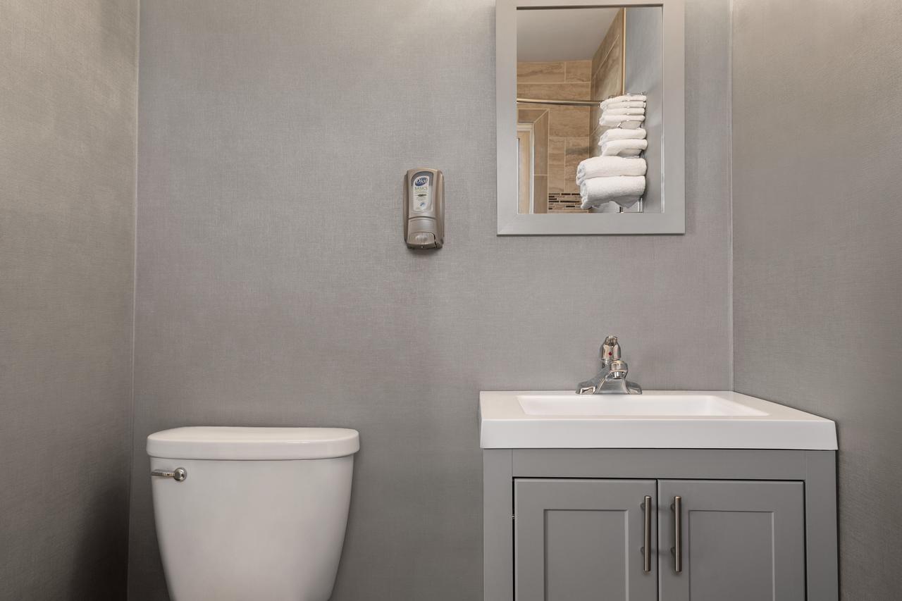 Plim Plaza Hotel - thumb 3