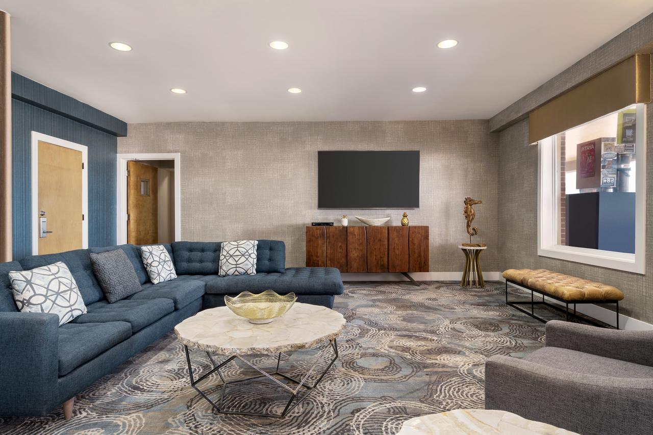 Plim Plaza Hotel - thumb 16