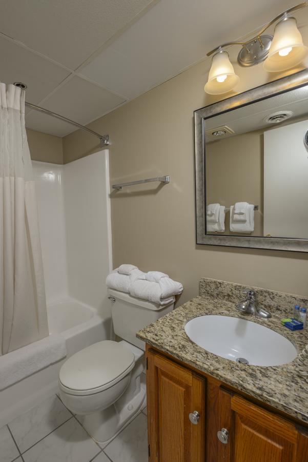 Marigot Beach Suites â€“ Oceanfront - thumb 12