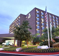 Embassy Suites Baltimore - North/Hunt Valley - Accommodation Rooms