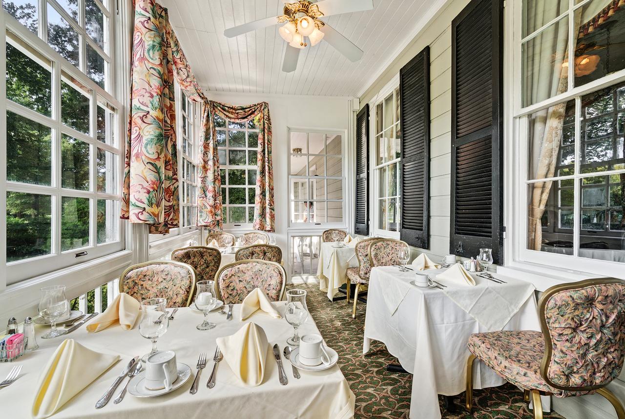 Kent Manor Inn - thumb 6