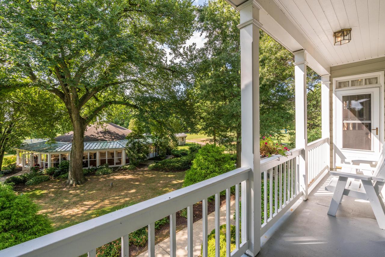 Kent Manor Inn - thumb 21