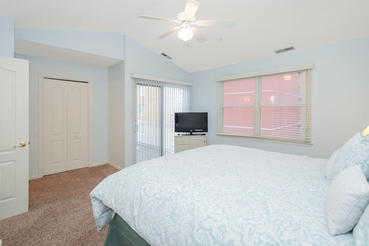 Just Beachy 5C Condo - thumb 27