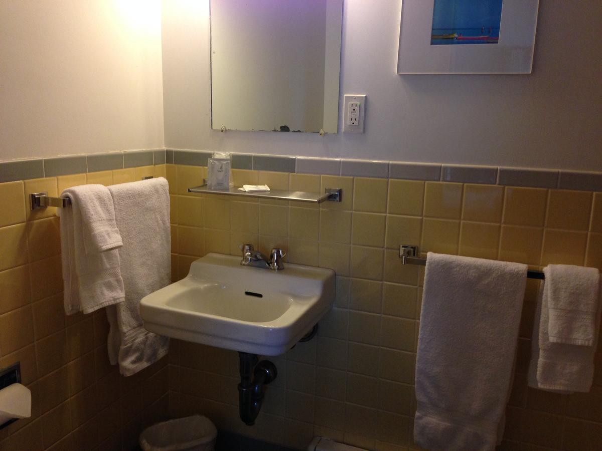 Eagle House Beachside Motel - thumb 35