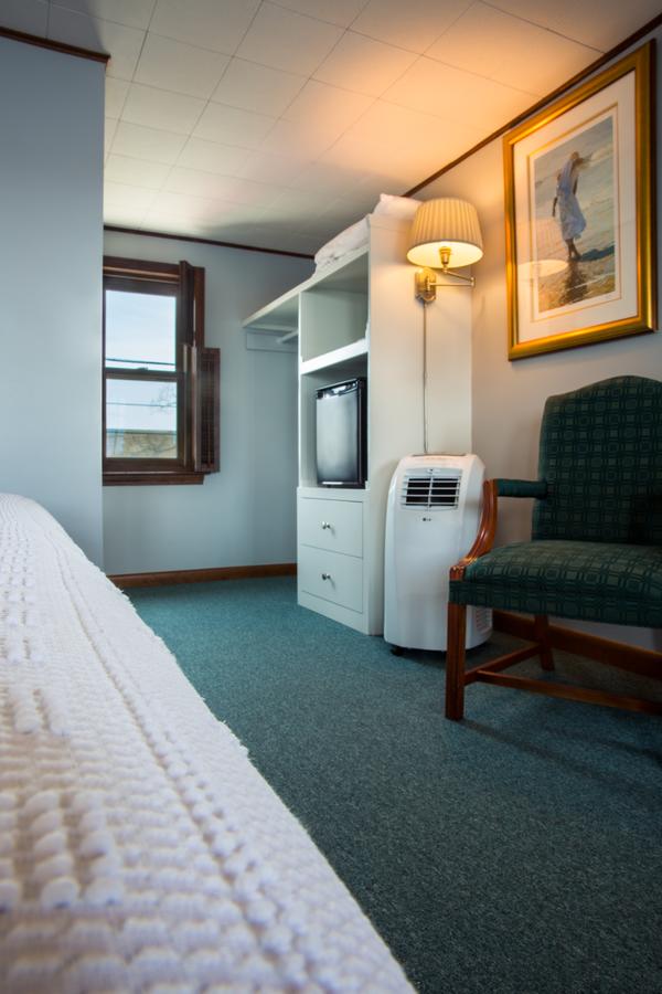 Bearskin Neck Motor Lodge - thumb 35