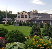 Scottish Inns Sturbridge - Accommodation Rooms
