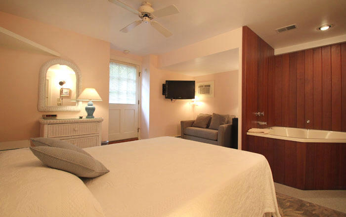 Pleasant Street Inn - thumb 14