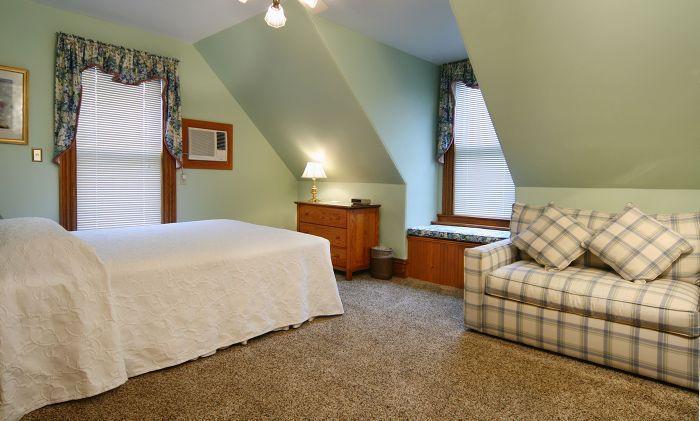 Pleasant Street Inn - thumb 13