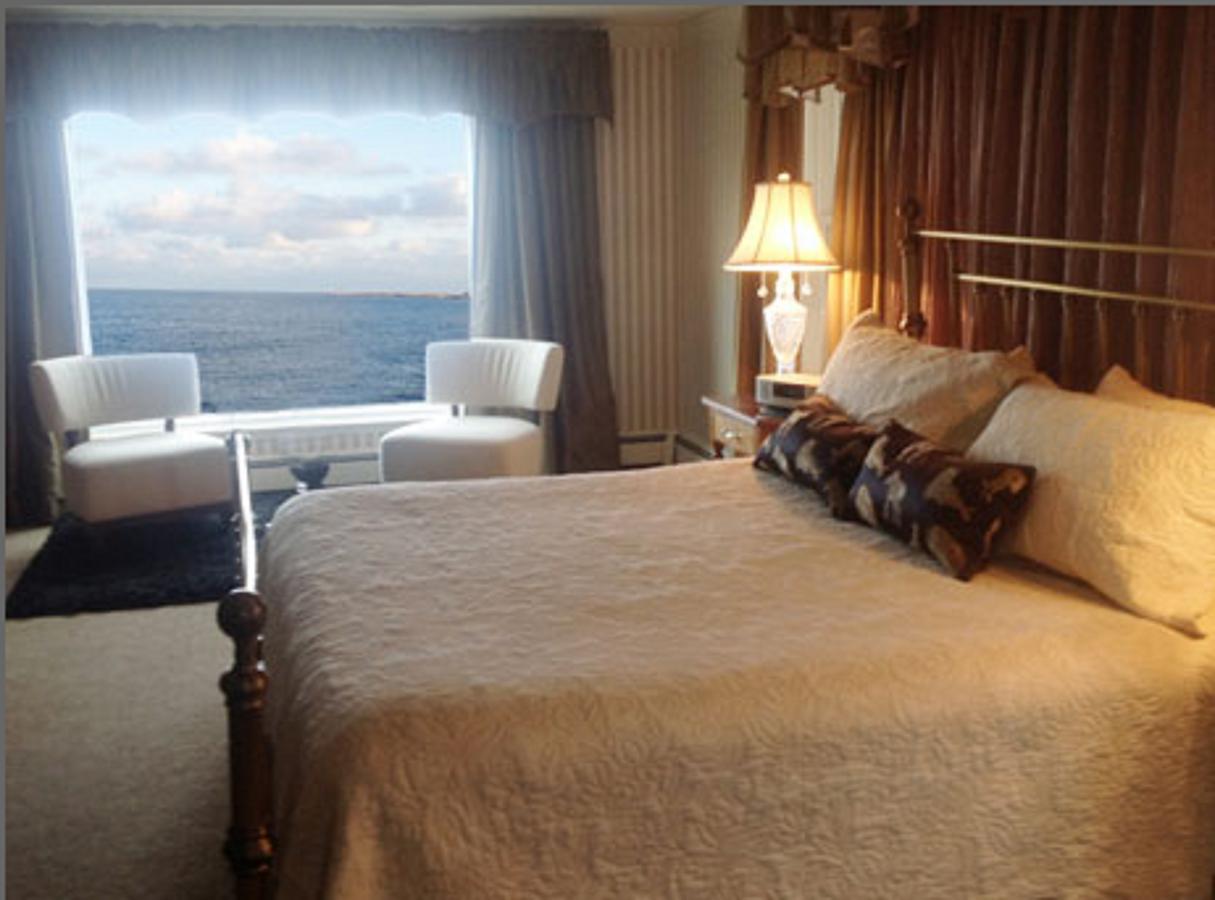 The Quarterdeck Inn By The Sea - thumb 2