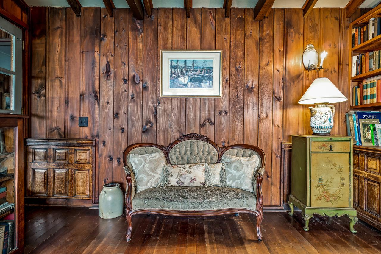 Rustic Rockport Cottage - thumb 11