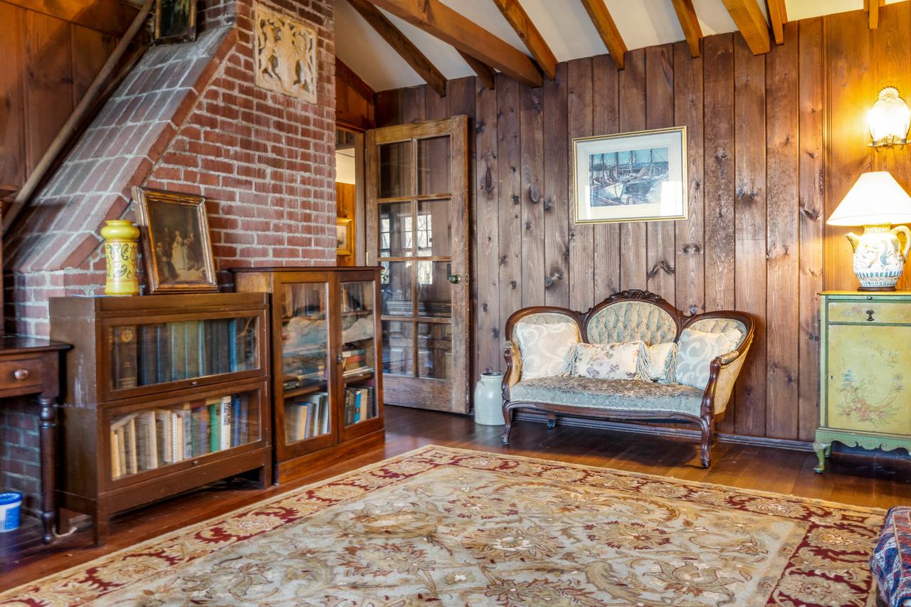 Rustic Rockport Cottage - thumb 36