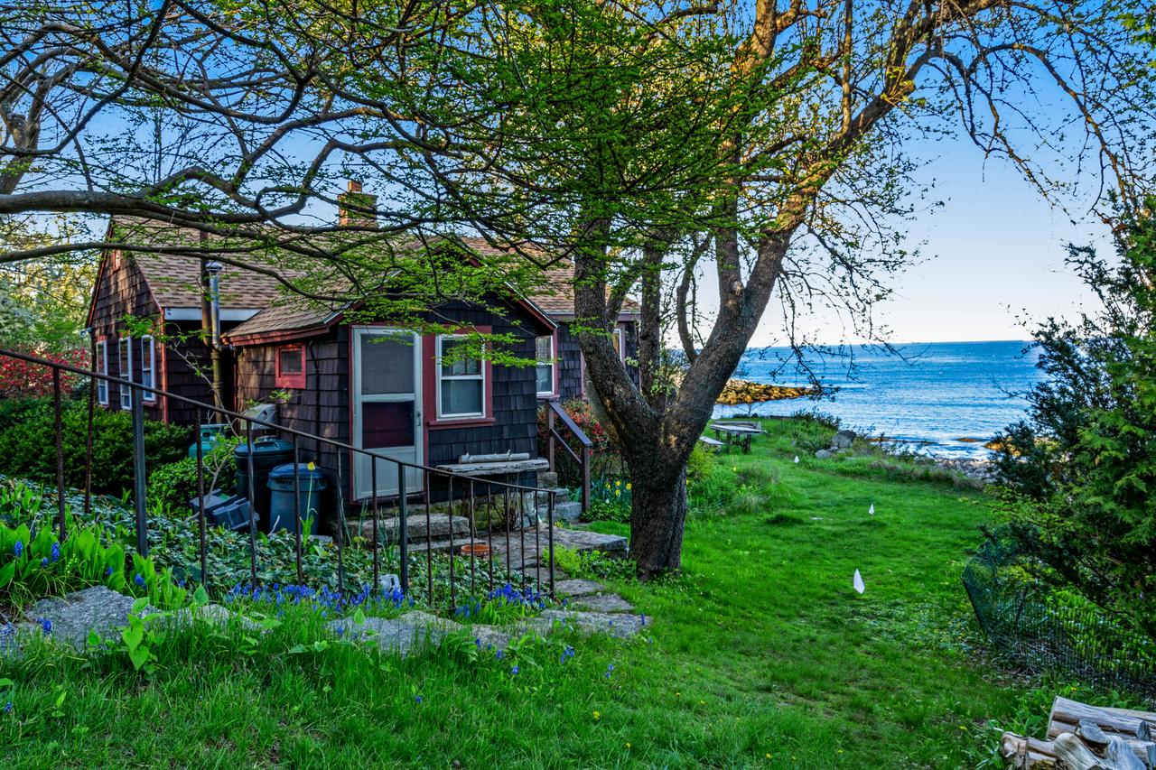 Rustic Rockport Cottage - thumb 0