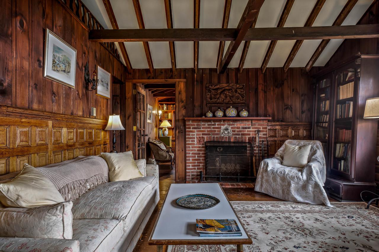 Rustic Rockport Cottage - thumb 32