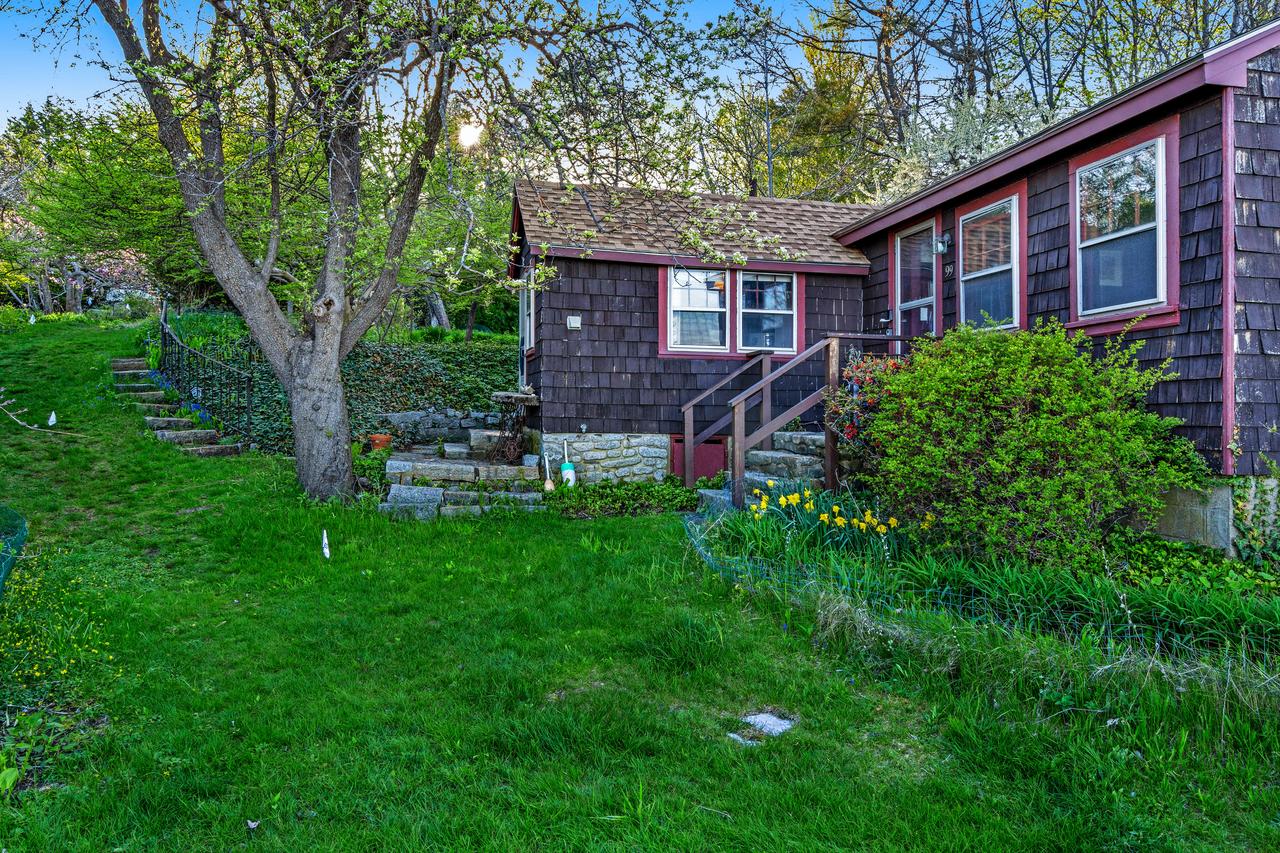 Rustic Rockport Cottage - thumb 24