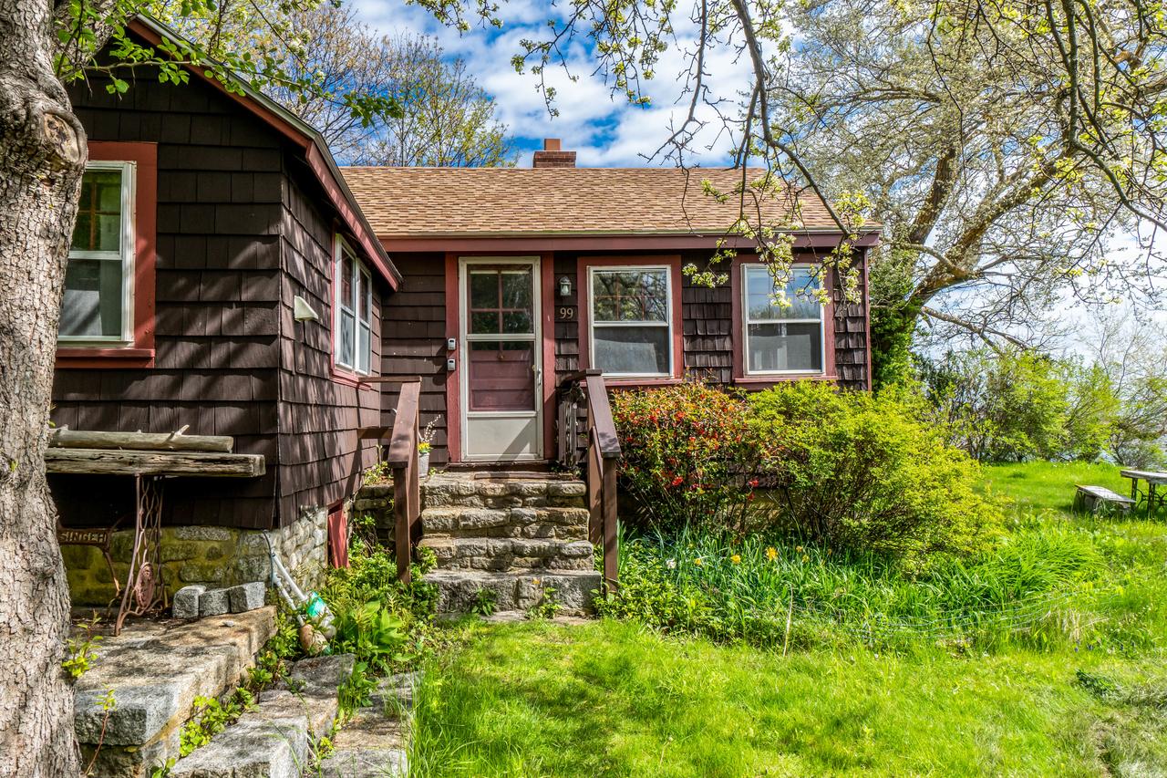 Rustic Rockport Cottage - thumb 9