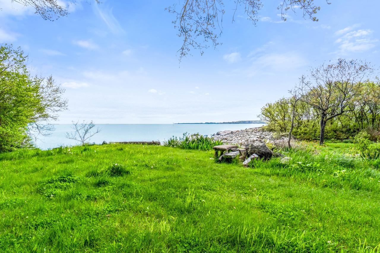Rustic Rockport Cottage - thumb 4