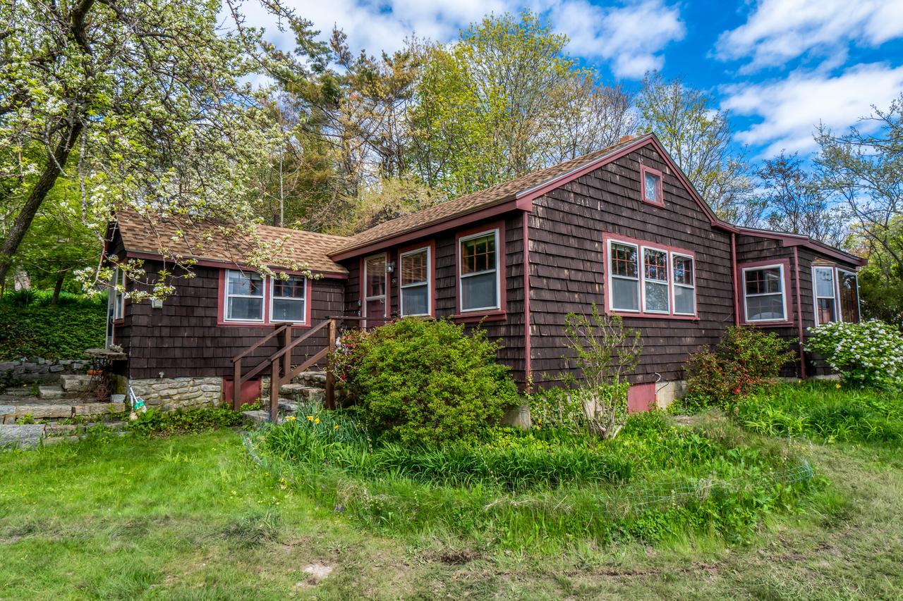 Rustic Rockport Cottage - thumb 10
