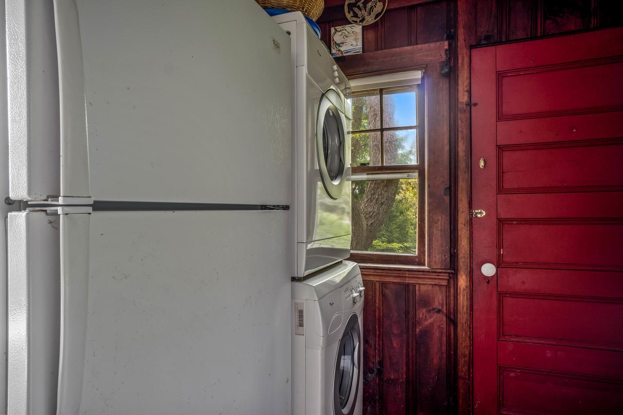 Rustic Rockport Cottage - thumb 23
