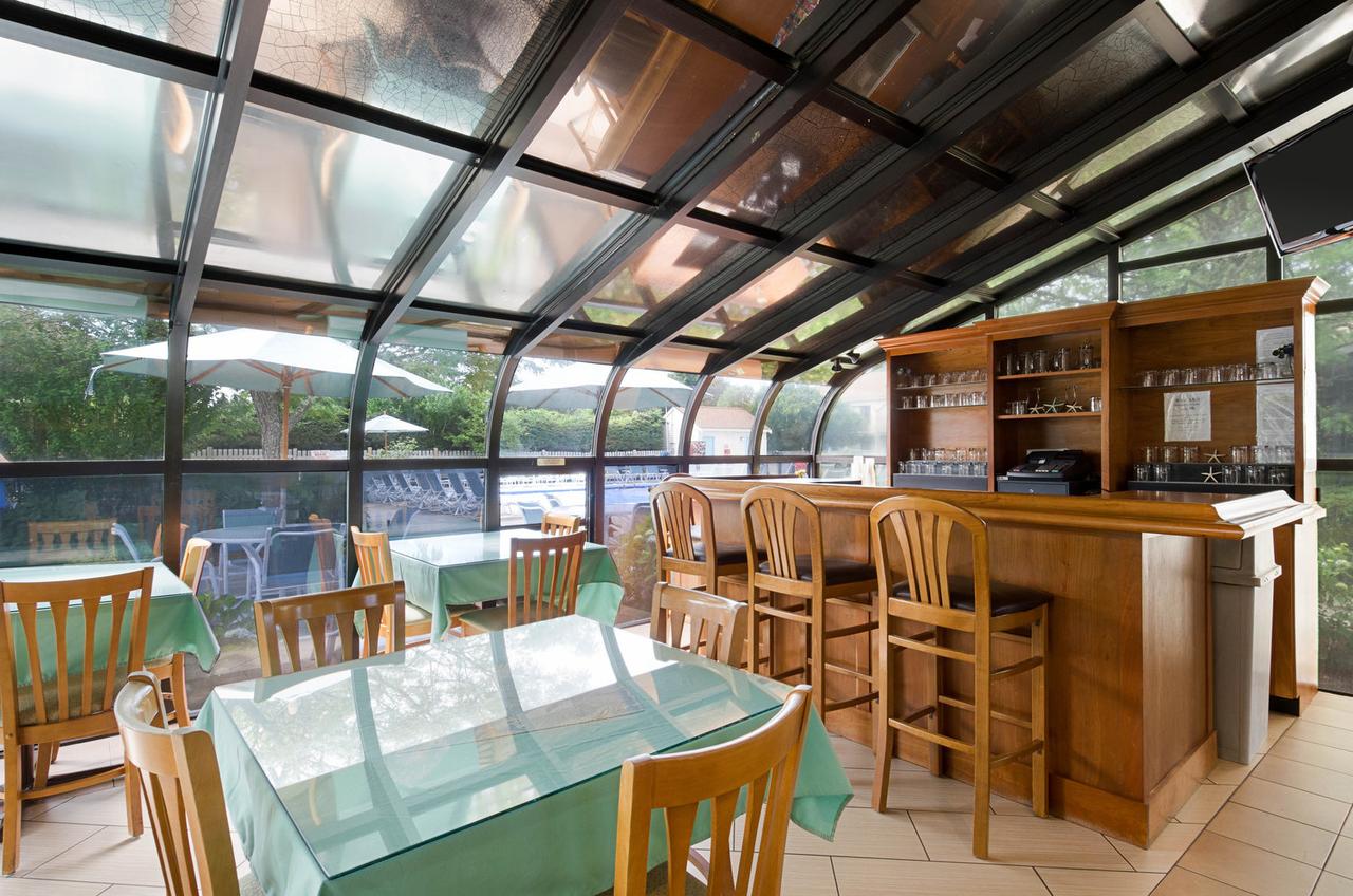 All Seasons Resort - thumb 4