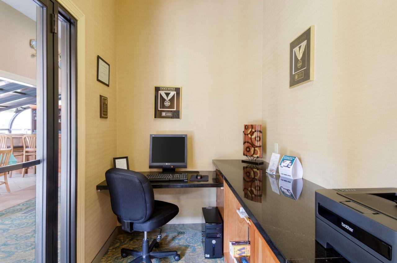 All Seasons Resort - thumb 28