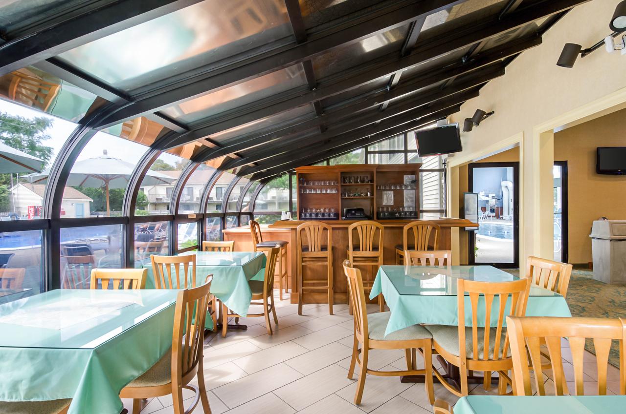 All Seasons Resort - thumb 5