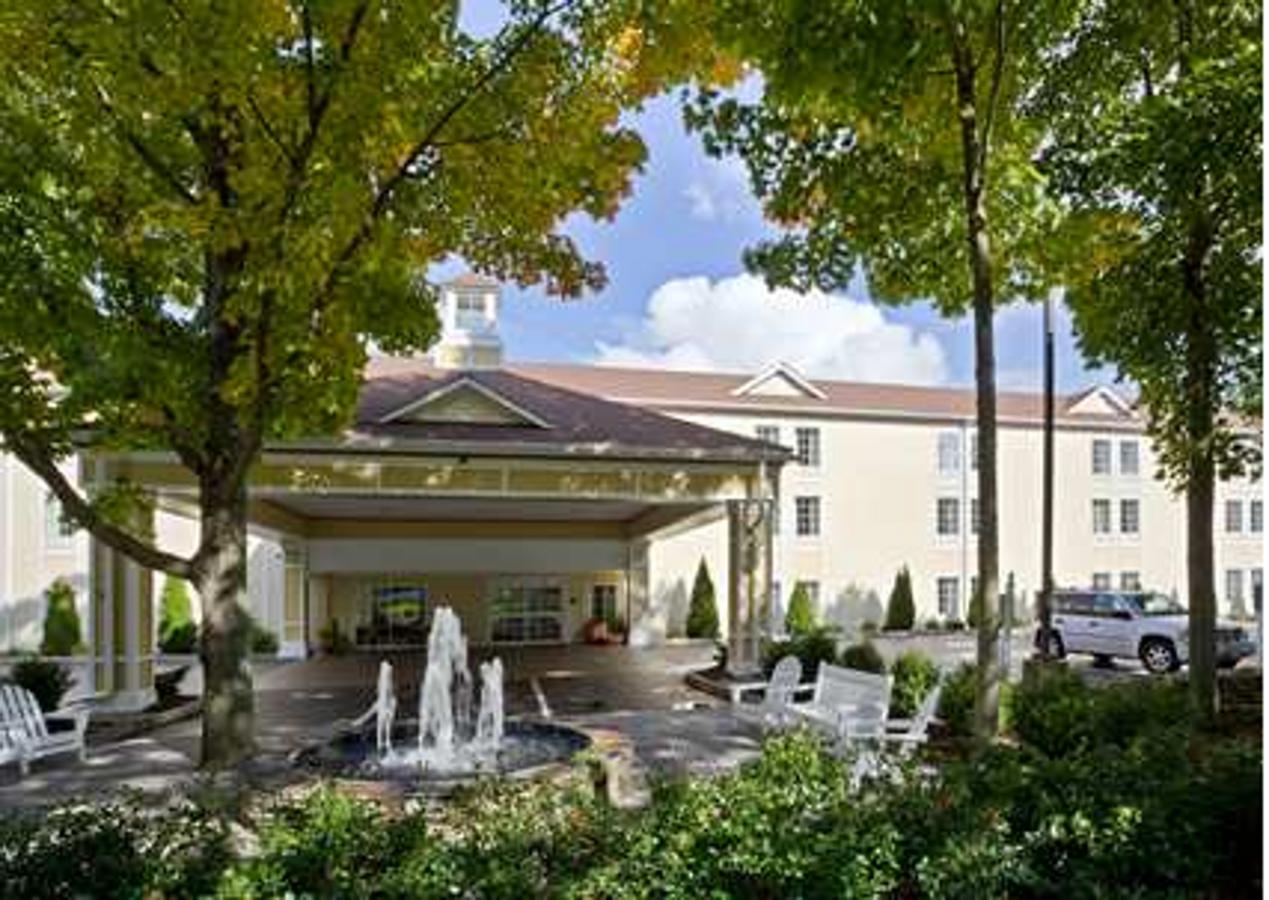 Hampton Inn Sturbridge - thumb 0