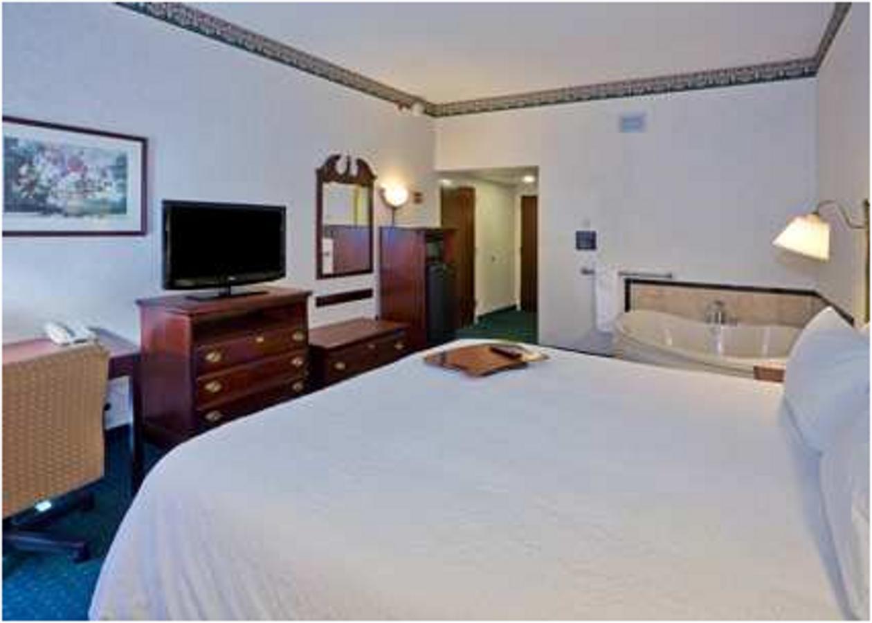 Hampton Inn Sturbridge - thumb 11