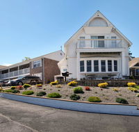 Cape Cod Harbor House Inn - Accommodation Rooms