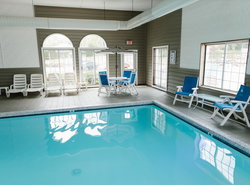 Breakers Resort - Lakeside