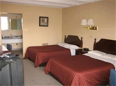 Tecumseh Inn Motel - thumb 3