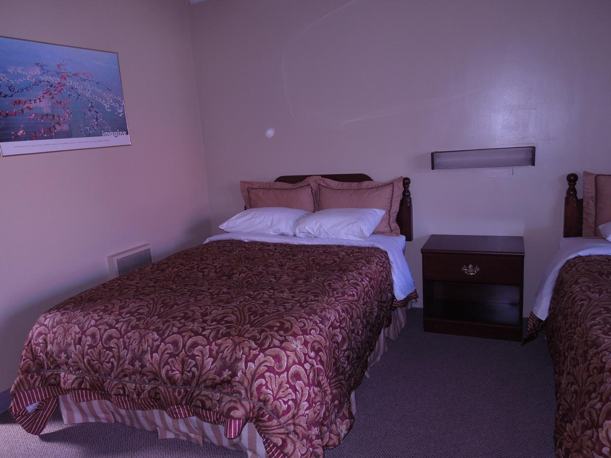 Tecumseh Inn Motel - thumb 9