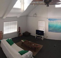 Walking Distance To Beach And Shops - Accommodation Rooms