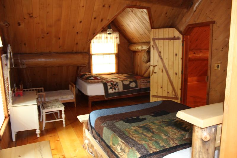 Dream Catcher Log Cabin Residence - thumb 1