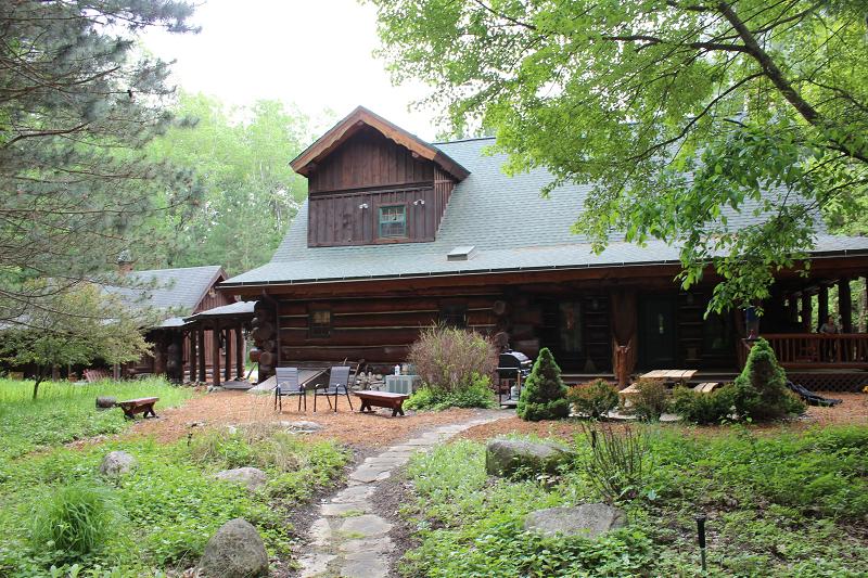 Dream Catcher Log Cabin Residence - thumb 11