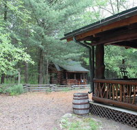 Dream Catcher Log Cabin Residence - Accommodation Rooms