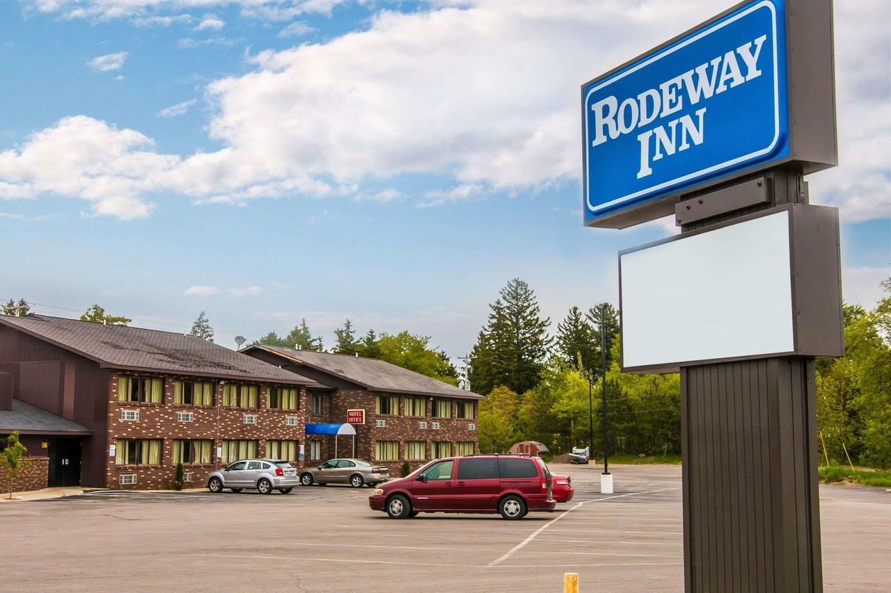 Rodeway Inn - Muskegon