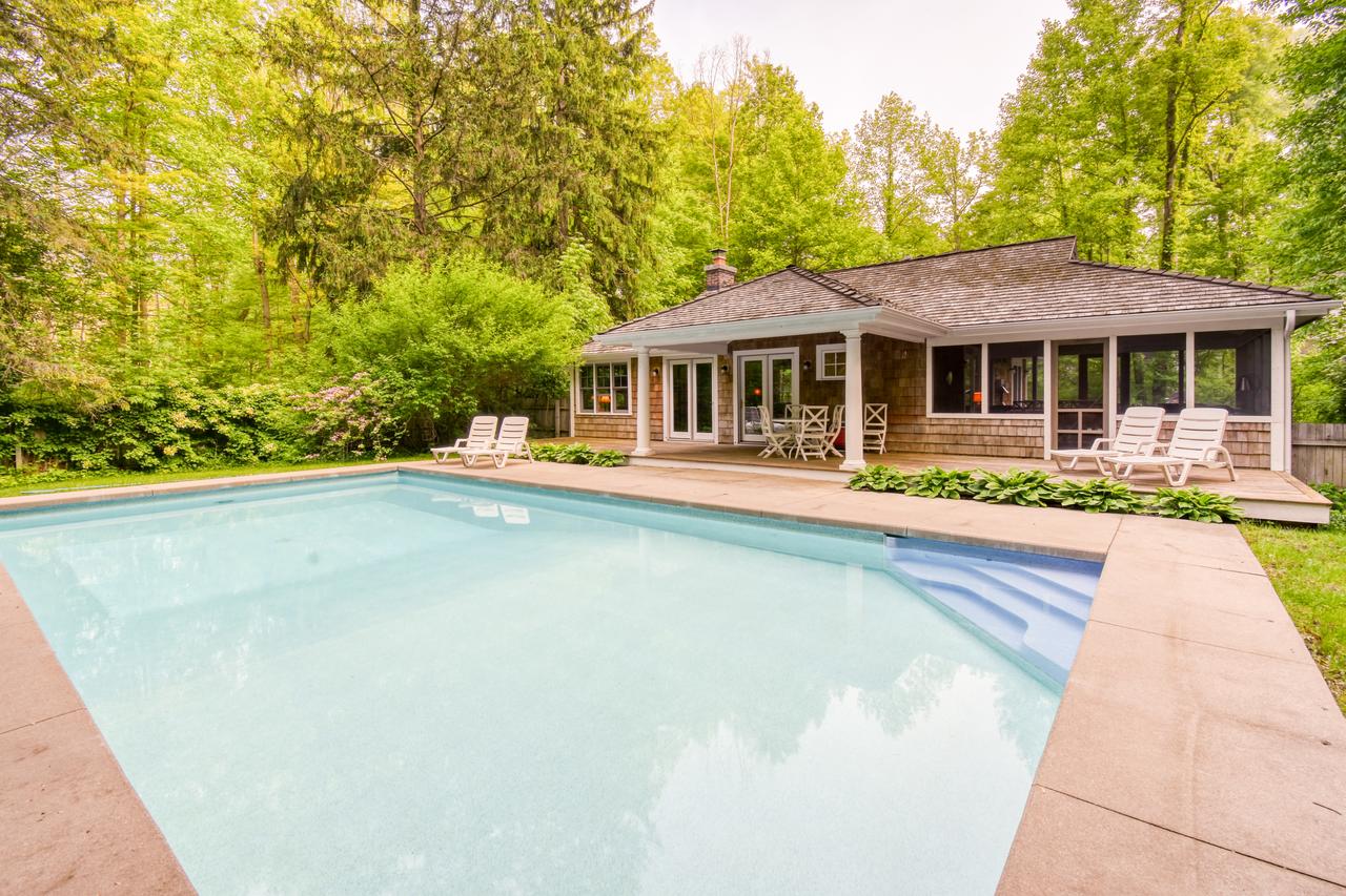 Cross Creek Pool House - thumb 9