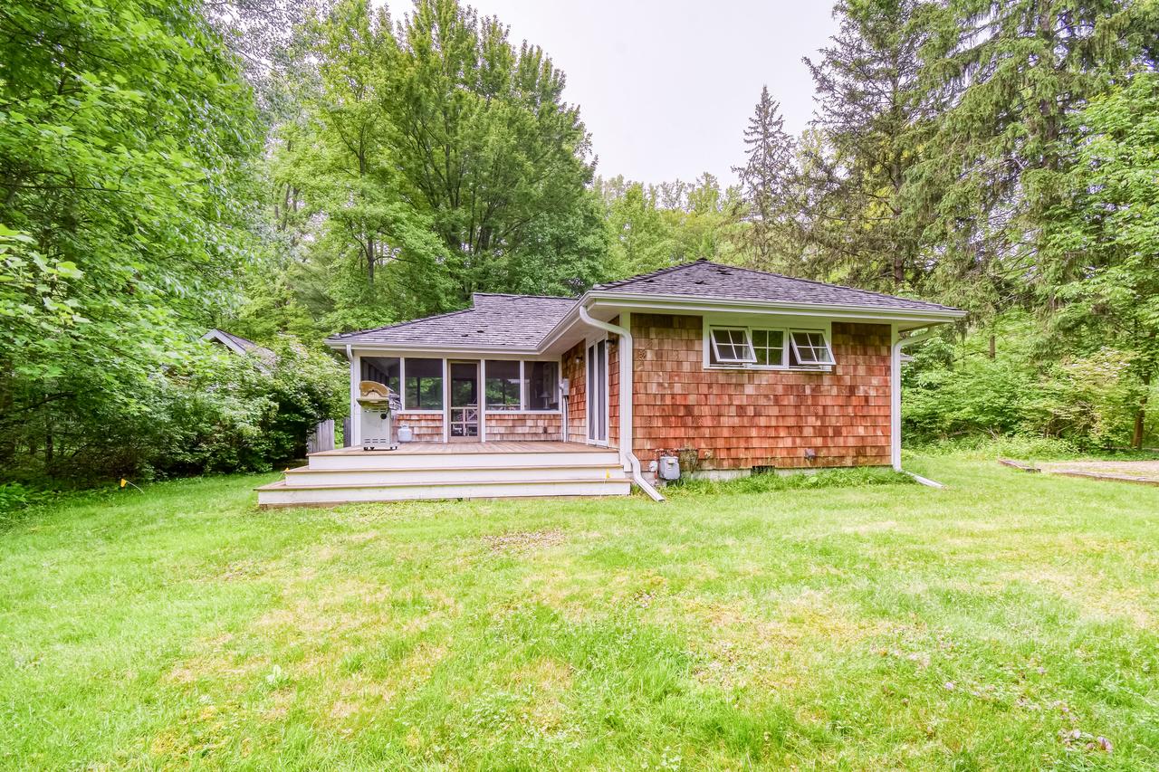 Cross Creek Pool House - thumb 23