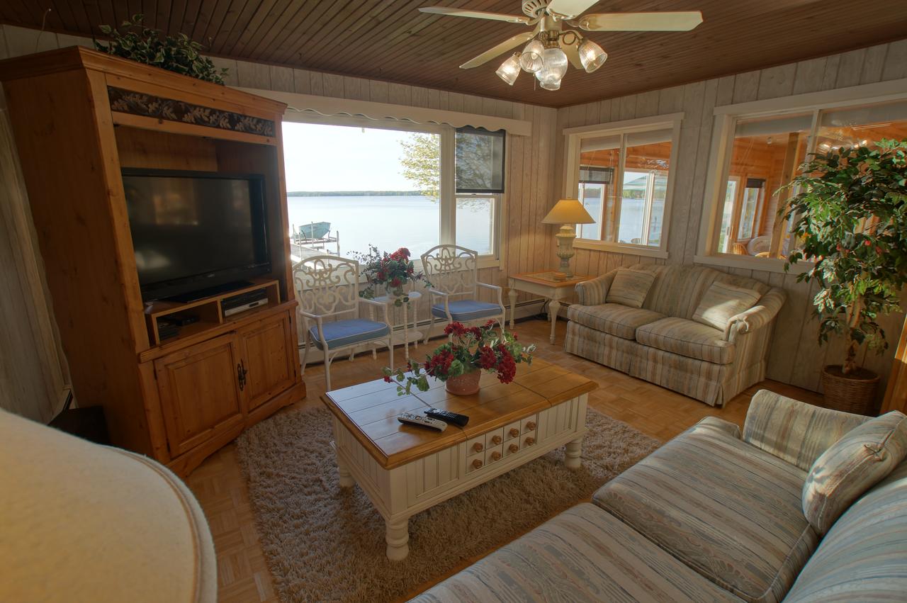 Sunset Breeze, House At Moran - thumb 3