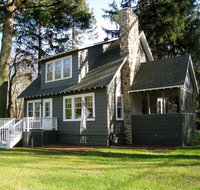 The Pines - Accommodation Rooms