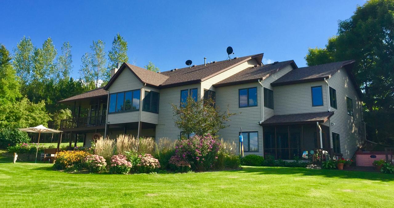 P2 Rendezvous Private Country Home Adults Only - thumb 0